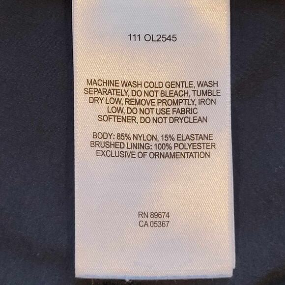 Mountain Hardwear Pants Womens Size 12 Black Hiking Climbing Convertible Zip Off - Picture 9 of 10